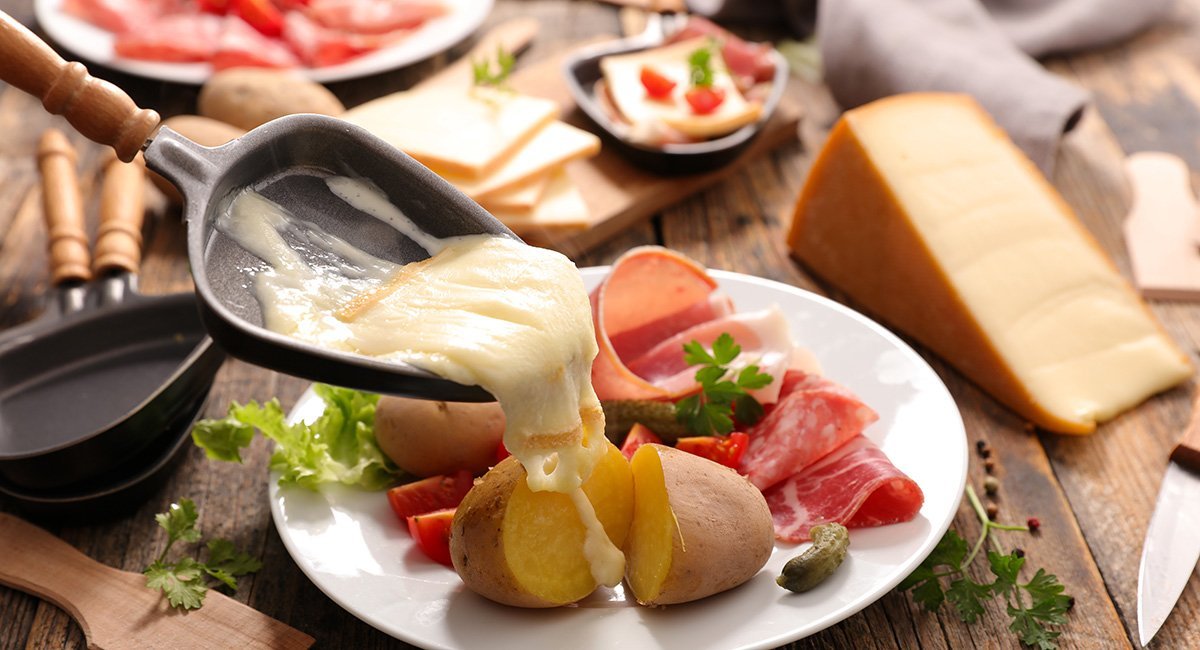 Passende Weine zu Raclette & Käsefondue | Gustomo Shop